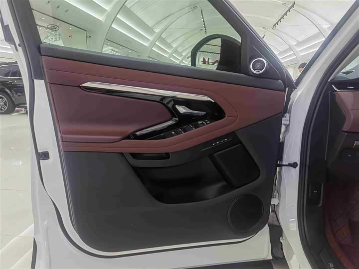 Фото 5 - Land Rover Range Rover Evoque L