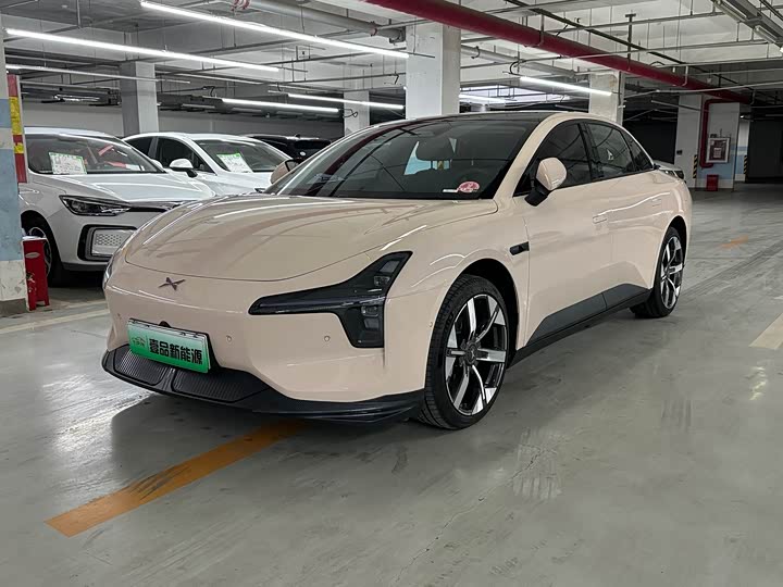 Фото 1 - XPeng Mona M03