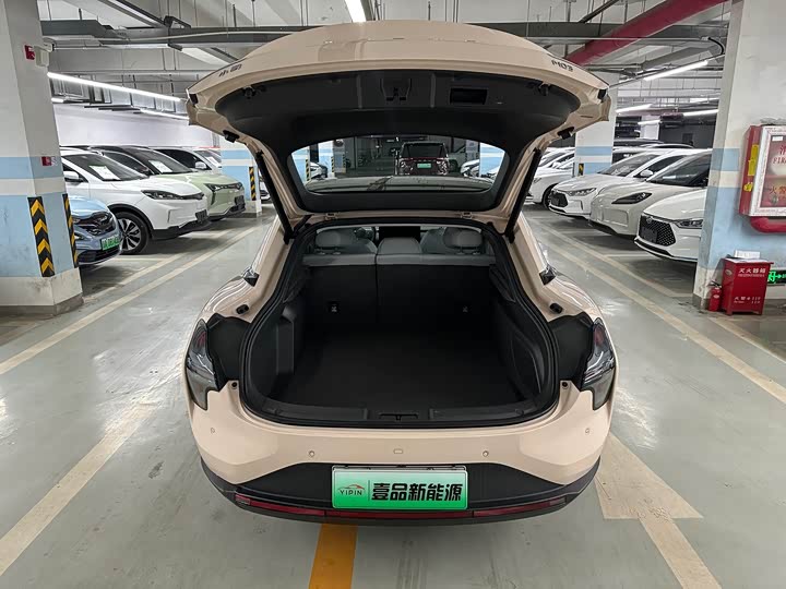 Фото 7 - XPeng Mona M03