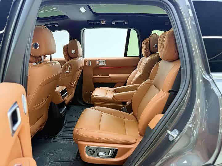 Фото 6 - LiXiang L8