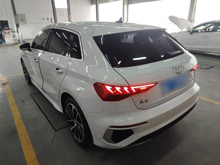 Фото 5 - Audi A3