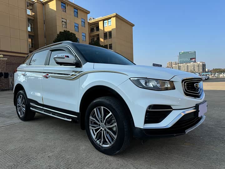 Фото 3 - Geely Atlas