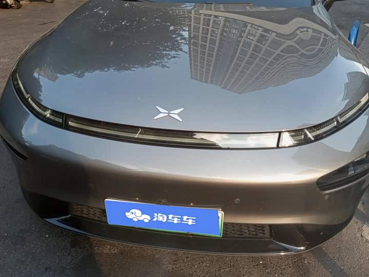 Фото 2 - XPeng P7