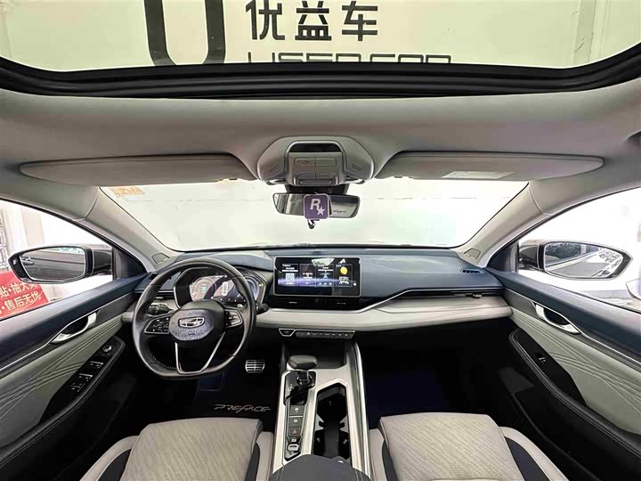 Фото 6 - Geely Preface