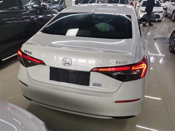 Фото 6 - Honda Civic