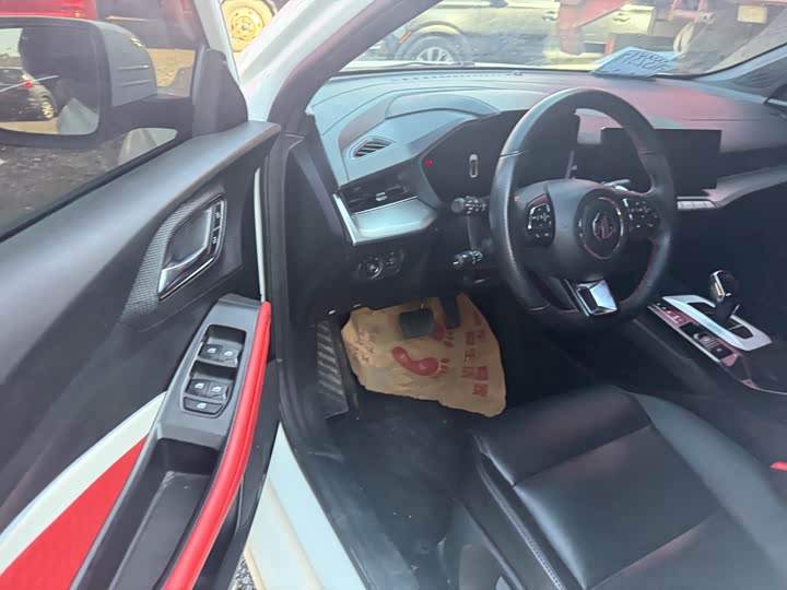 Фото 3 - MG Motor 5