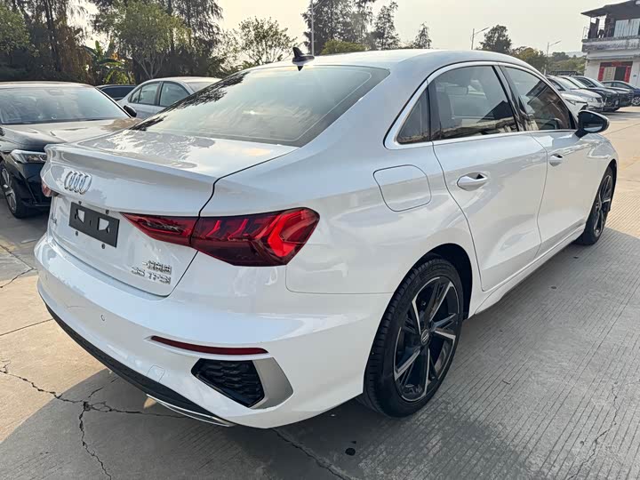 Фото 4 - Audi A3