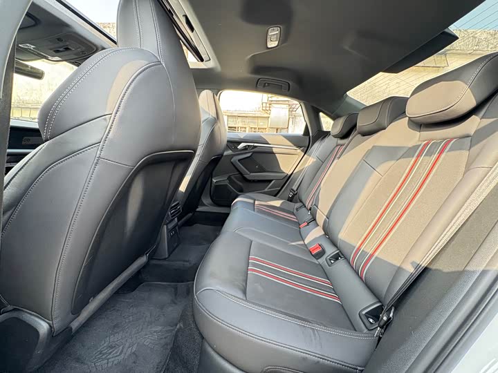 Фото 8 - Audi A3