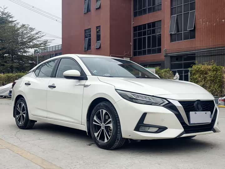 Фото 3 - Nissan Sylphy