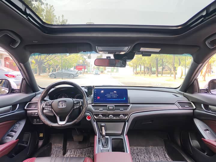 Фото 6 - Honda Inspire