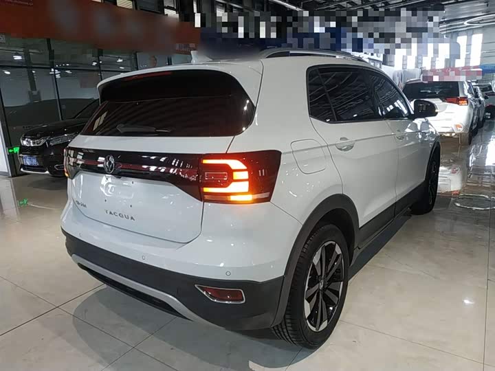 Фото 7 - Volkswagen Tacqua