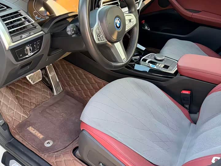 Фото 6 - BMW iX3