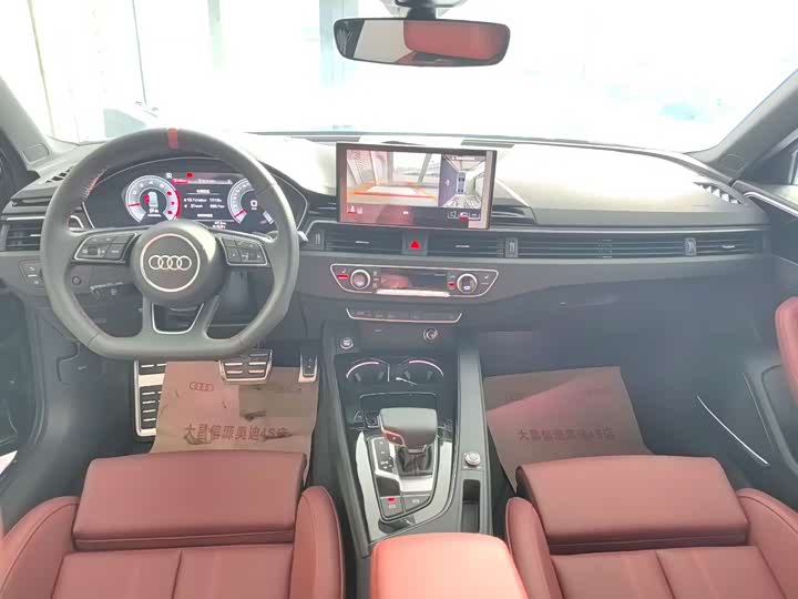 Фото 7 - Audi A4L