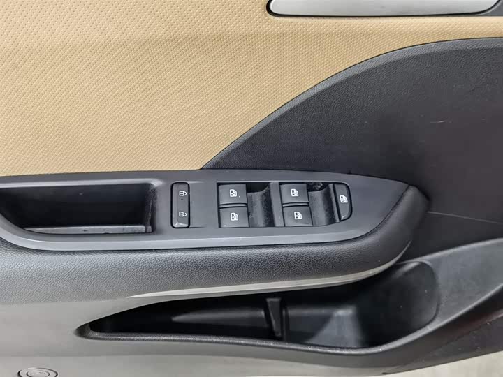 Фото 9 - Chevrolet Monza