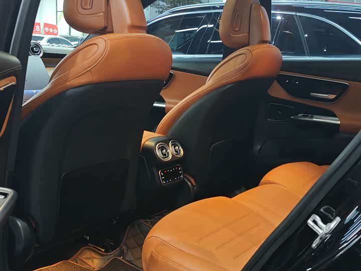 Фото 5 - Mercedes-Benz GLC-Class