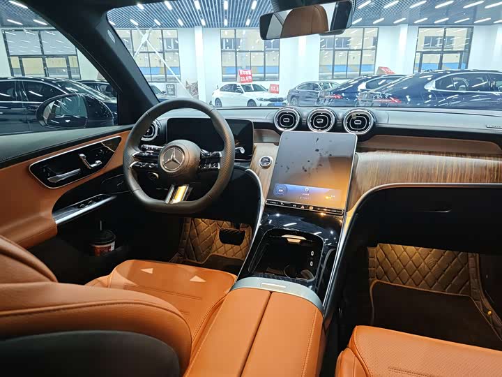 Фото 6 - Mercedes-Benz GLC-Class