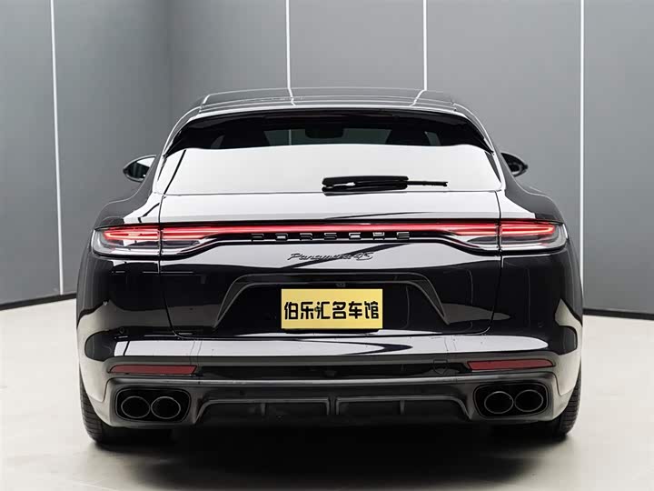 Фото 6 - Porsche Panamera