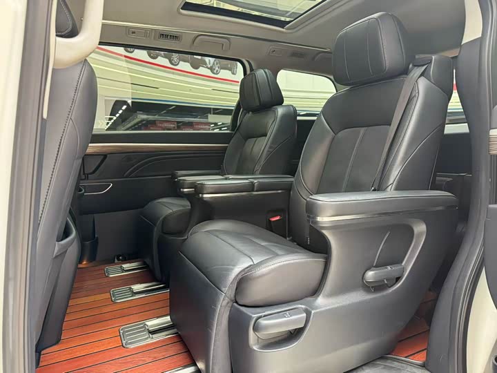 Фото 5 - GAC Trumpchi M8