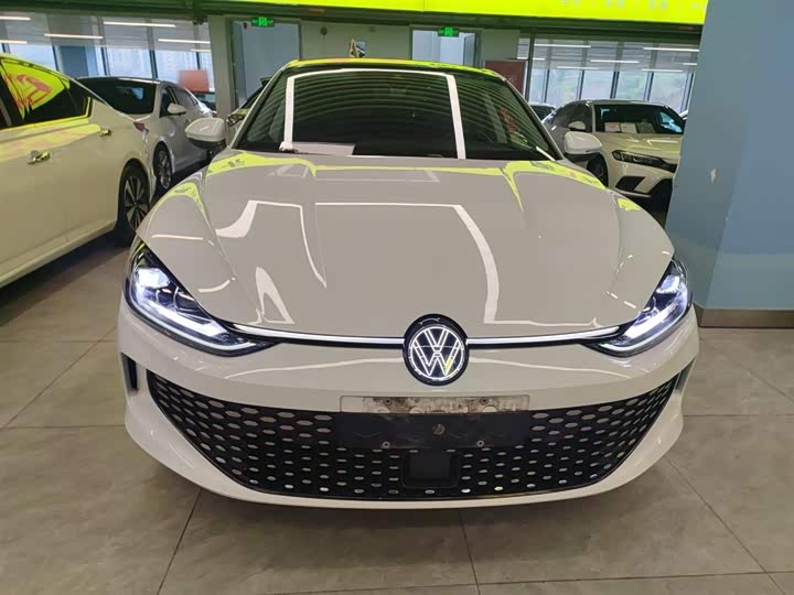 Фото 3 - Volkswagen Lamando L