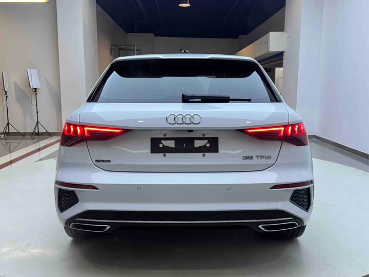 Фото 5 - Audi A3