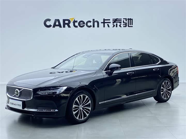 Фото 1 - Volvo S90