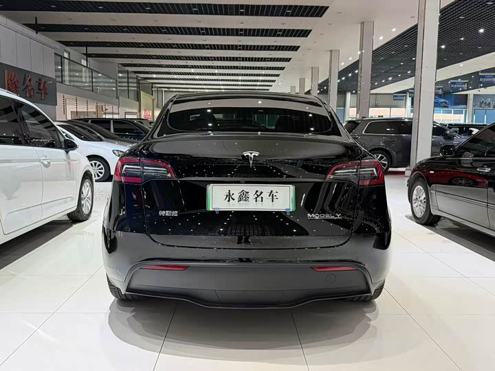 Фото 7 - Tesla Model Y