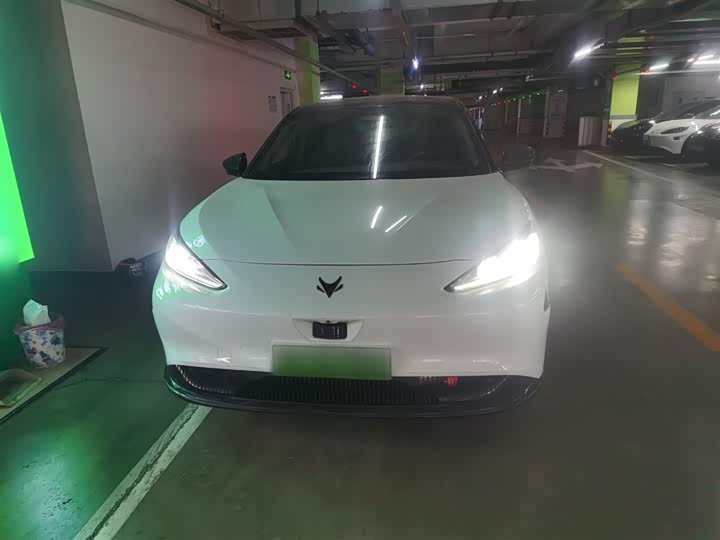 Фото 3 - BAIC Arcfox Alpha S