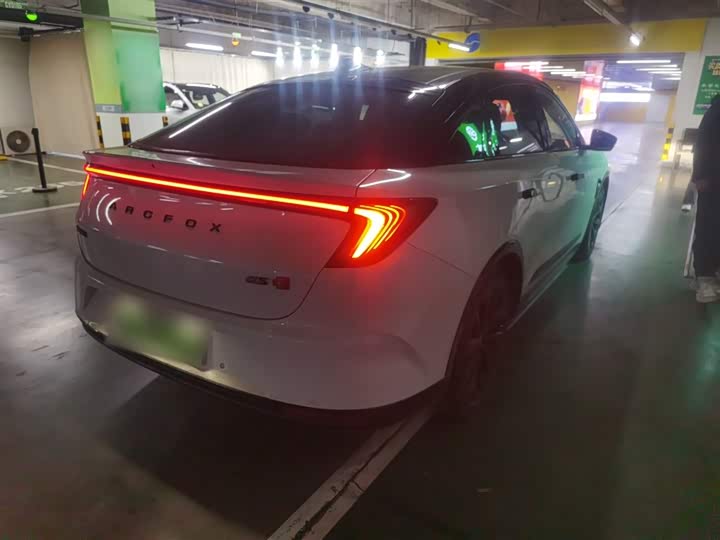 Фото 7 - BAIC Arcfox Alpha S