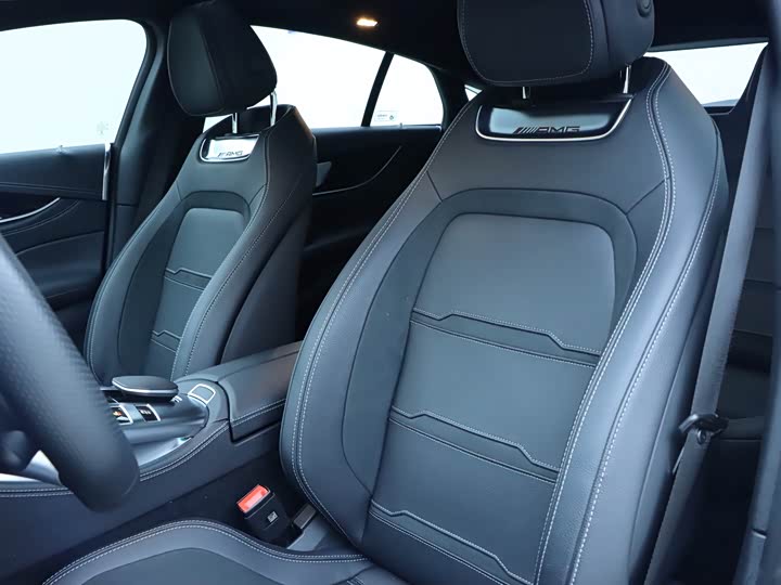 Фото 7 - Mercedes-Benz AMG GT