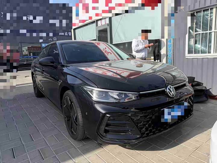 Фото 2 - Volkswagen Passat