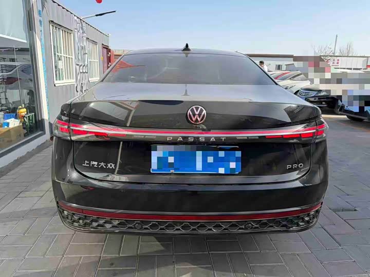 Фото 4 - Volkswagen Passat