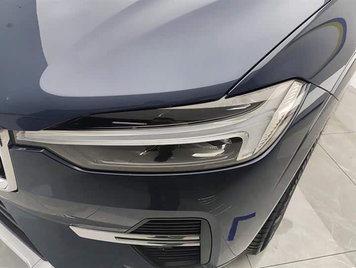 Фото 5 - Volvo XC60