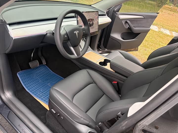 Фото 8 - Tesla Model Y