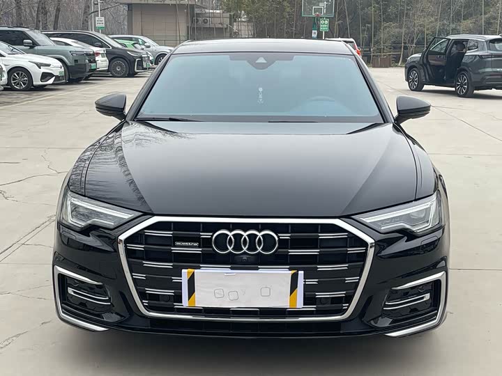 Фото 2 - Audi A6L