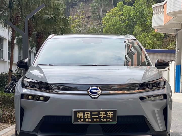 Фото 2 - GAC Aion V