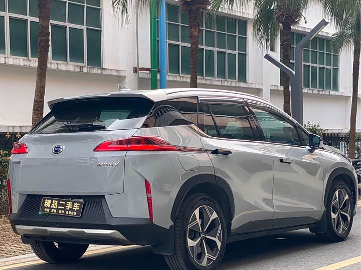 Фото 6 - GAC Aion V