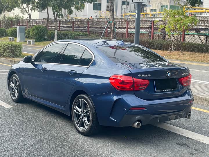 Фото 3 - BMW 1 Series