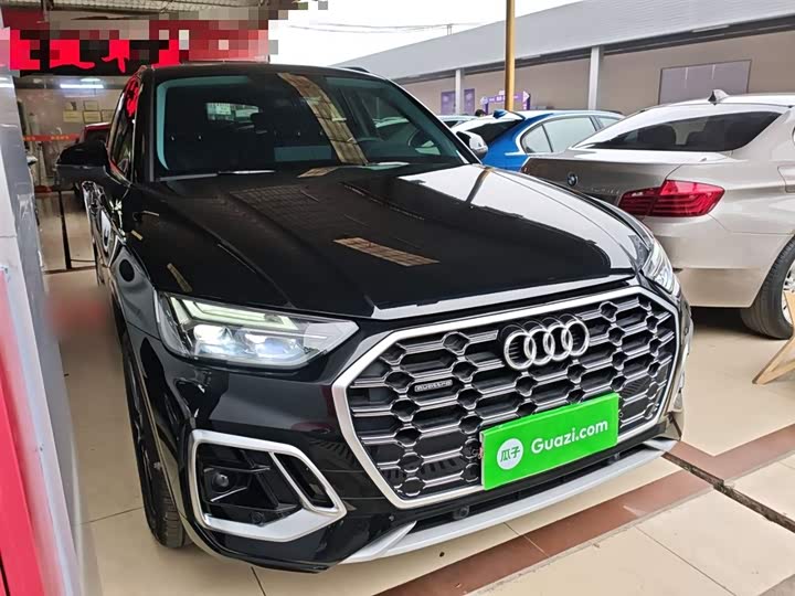 Фото 4 - Audi Q5L