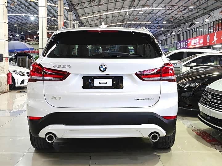Фото 5 - BMW X1