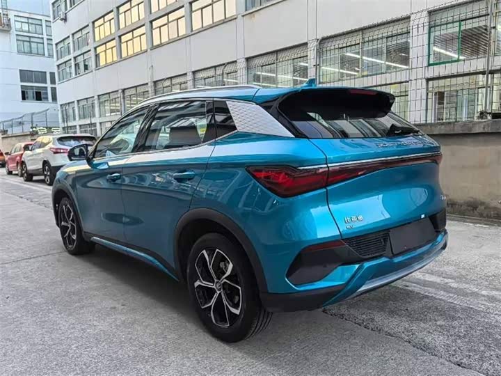 Фото 9 - BYD Yuan Plus