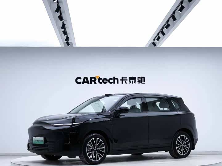 Фото 1 - Leapmotor B10