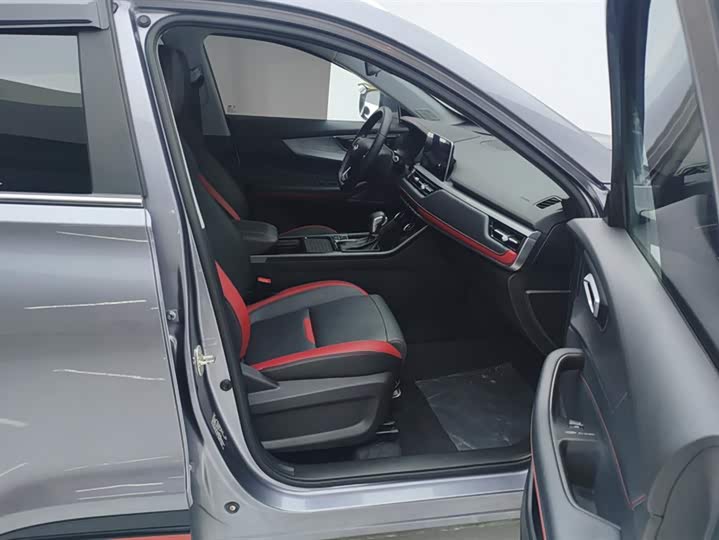 Фото 8 - Chery Tiggo 5x