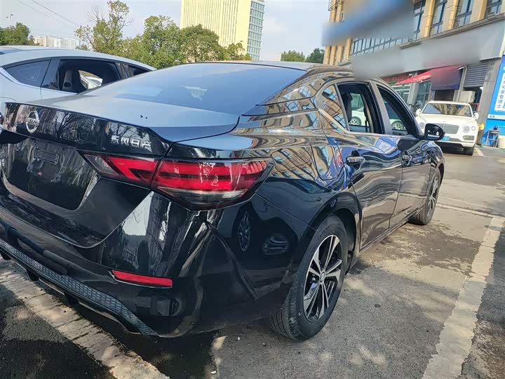 Фото 7 - Nissan Sylphy