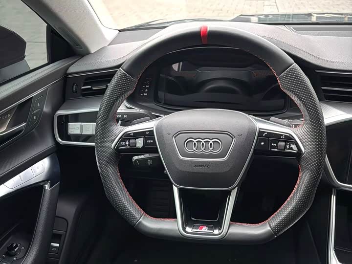 Фото 5 - Audi A7