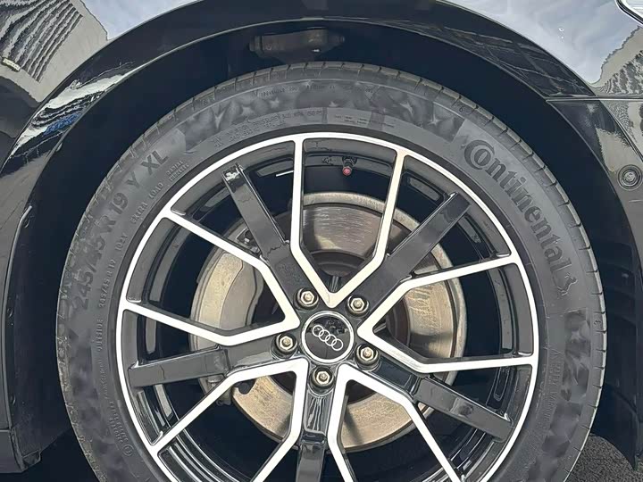 Фото 9 - Audi A7