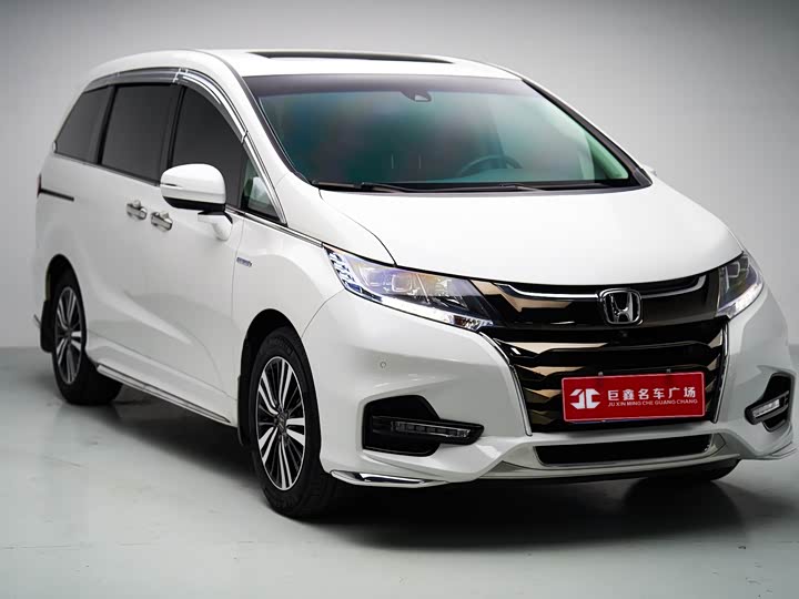 Фото 2 - Honda Odyssey