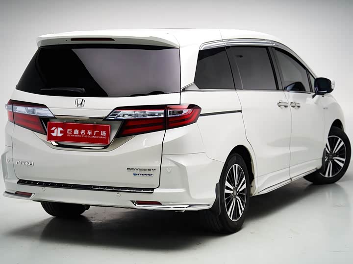 Фото 4 - Honda Odyssey
