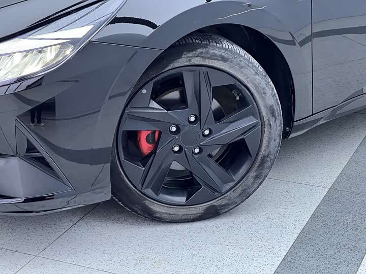 Фото 7 - Hyundai Elantra N line