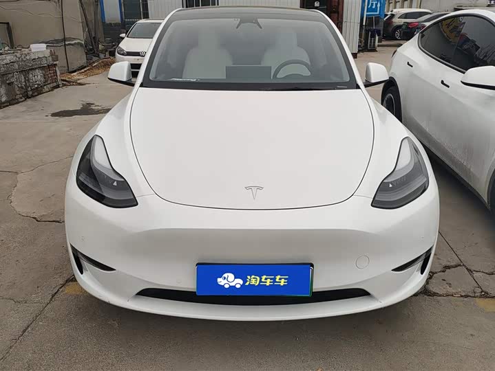 Фото 2 - Tesla Model Y