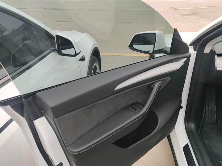 Фото 7 - Tesla Model Y